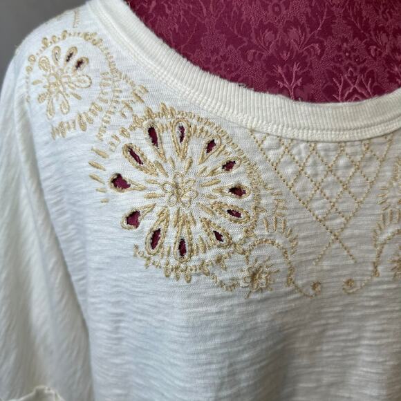 Intimately Free People Boho Embroidered Shirt Back Peephole Size Small - Picture 2 of 9